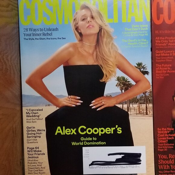 3 Cosmopolitan magazines Latto, Hallei Bailey, Alex Copper - Picture 5 of 5